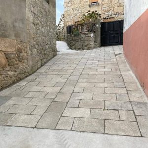 bb03f0db-3d2b-448f-91d6-607073704729