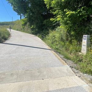 e6ad46b5-1c7d-4830-9c21-5c0b51d4f4c9